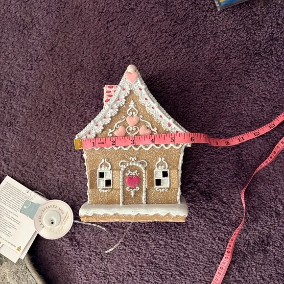 NWT-Gingerbread House Holiday Decoration - Brown and Pink - Picture 14 of 16